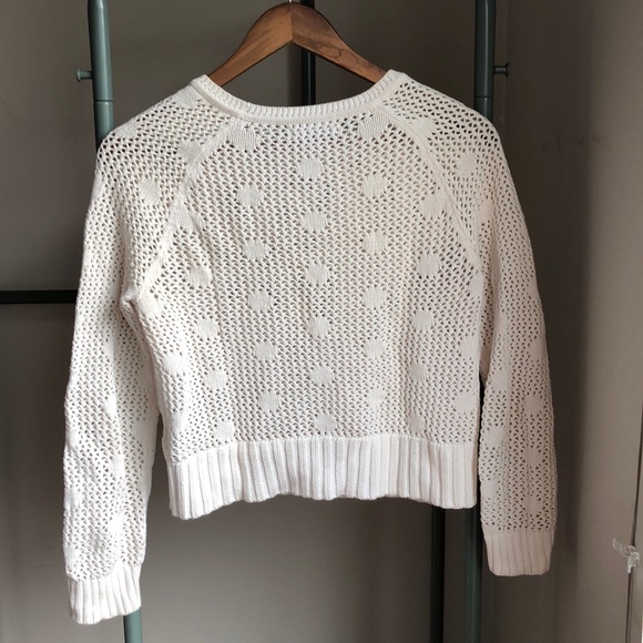Banana Republic Cropped Sweater - Picture 2 of 4